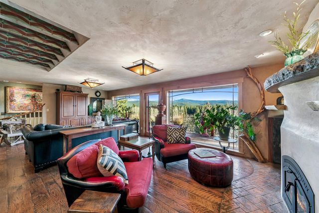 12191 Highland Avenue, Truckee, CA 96161