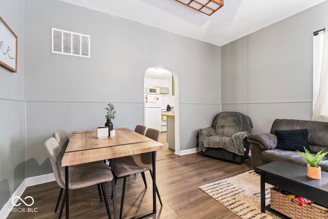 1815 S M Street, Elwood, IN 46036