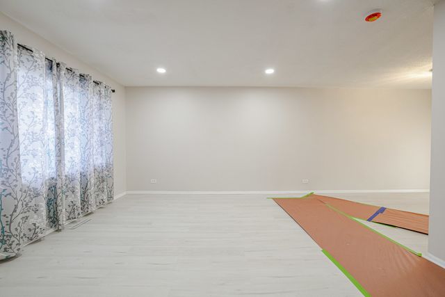 1777 Linden Avenue, Hanover Park, IL 60133