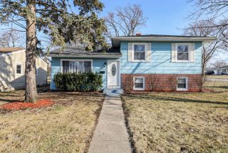 1777 Linden Avenue, Hanover Park, IL 60133