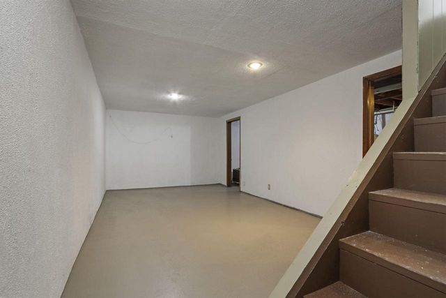 1305 93rd AVENUE, Kenosha, WI 53144