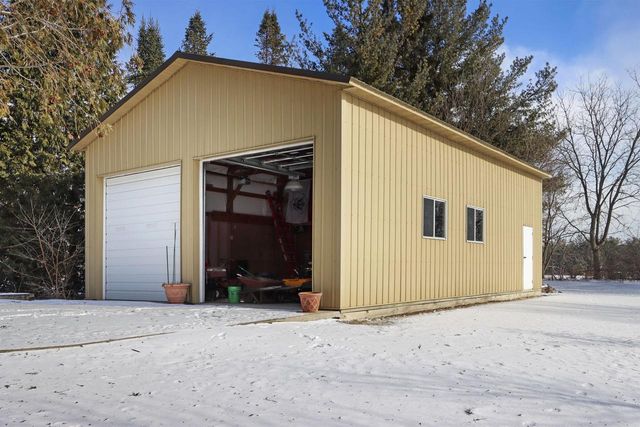 1305 93rd AVENUE, Kenosha, WI 53144