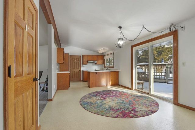 1305 93rd AVENUE, Kenosha, WI 53144