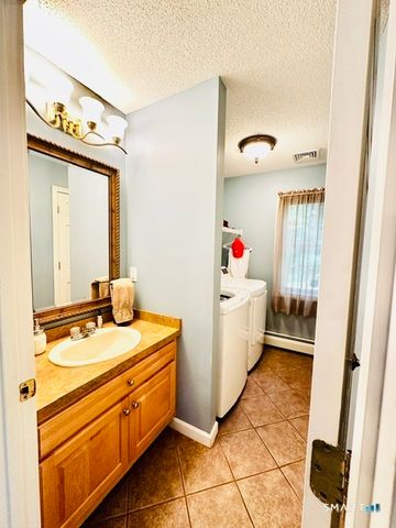 92 State Avenue, Killingly, CT 06241