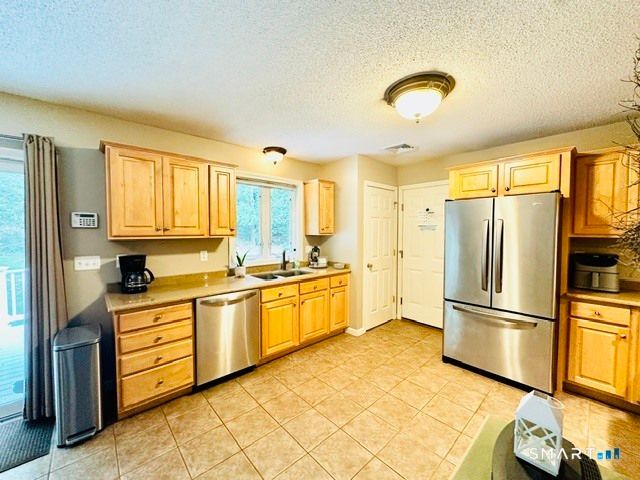 92 State Avenue, Killingly, CT 06241