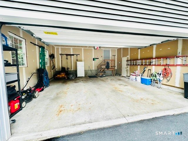 92 State Avenue, Killingly, CT 06241