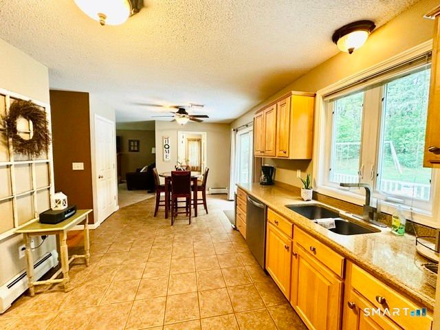 92 State Avenue, Killingly, CT 06241