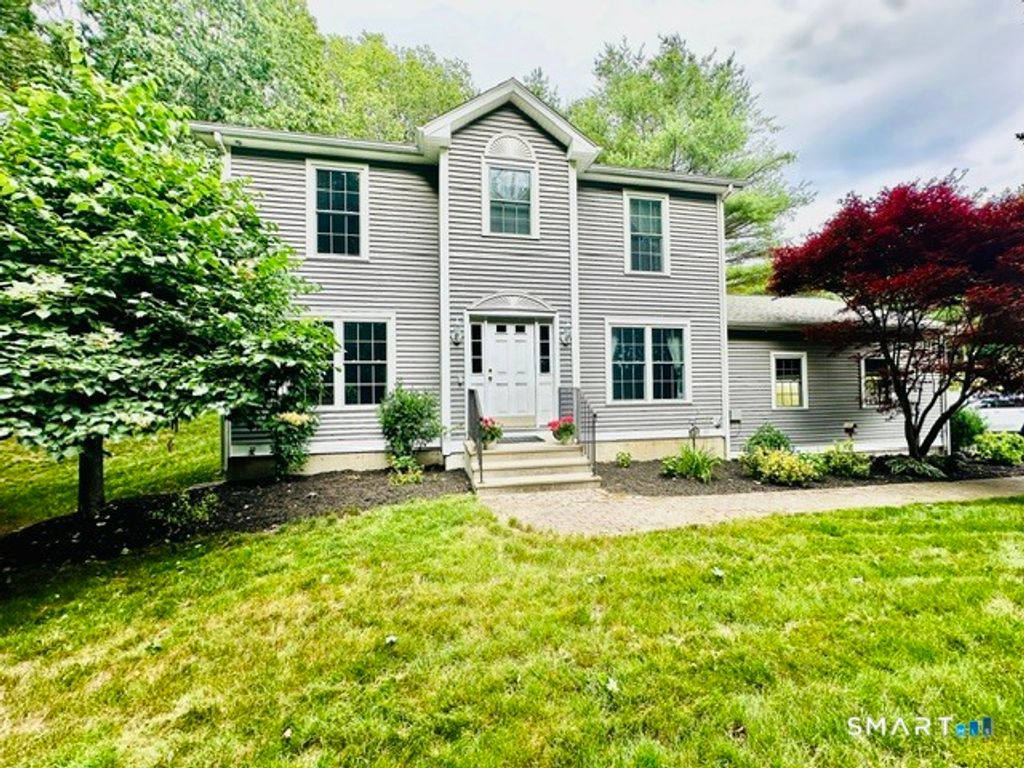 92 State Avenue, Killingly, CT 06241