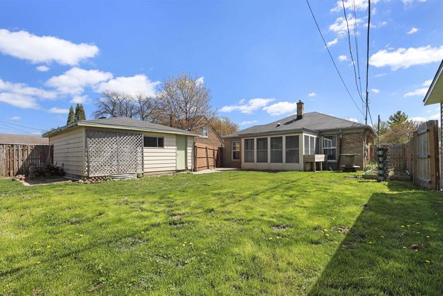 912 Melvin AVENUE, Racine, WI 53402