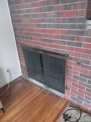 682 Budlong Street, Adrian, MI 49221