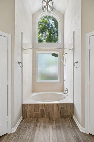2906 Eagle Creek Drive, Kingwood, TX 77345