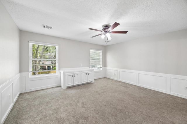 2906 Eagle Creek Drive, Kingwood, TX 77345