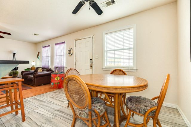 337 Thunder Road, Surfside Beach, TX 77541