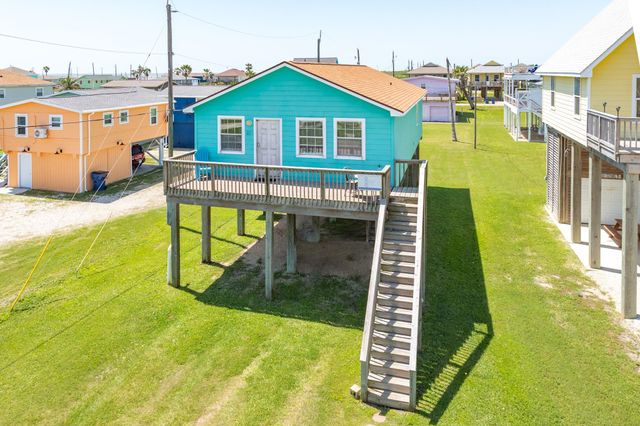 337 Thunder Road, Surfside Beach, TX 77541