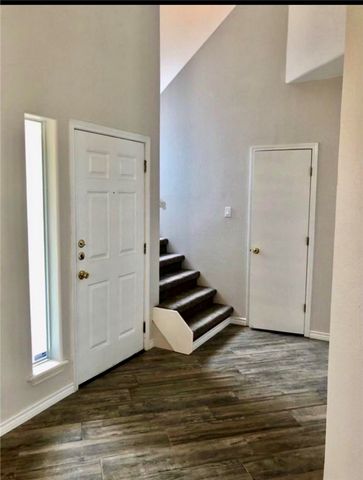 15526 Cruiser St A, Corpus Christi, TX 78418