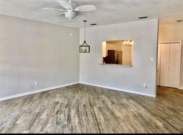15526 Cruiser St A, Corpus Christi, TX 78418