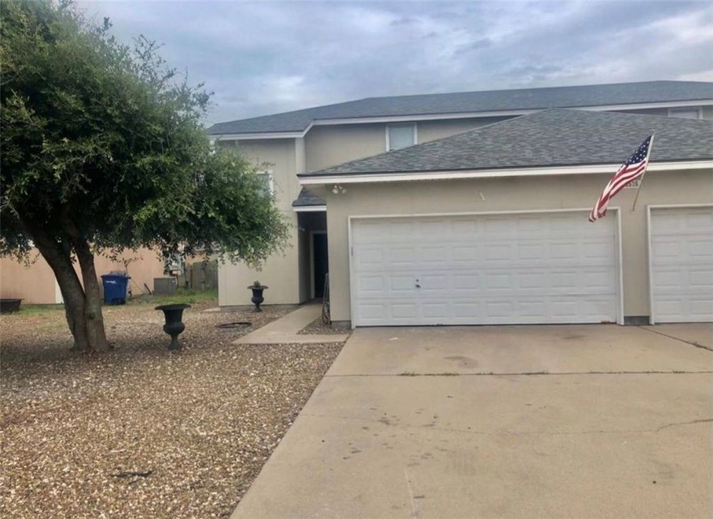15526 Cruiser St A, Corpus Christi, TX 78418