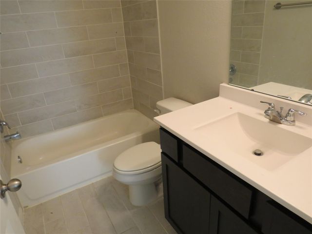 24712 Stablewood Forest Court, Houston, TX 77336