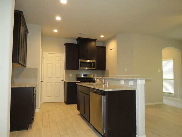 24712 Stablewood Forest Court, Houston, TX 77336