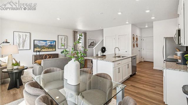 6122 Alpine Ridge Drive, Colorado Springs, CO 80925