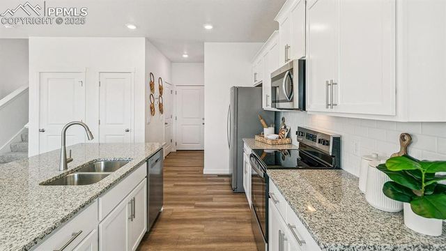 6122 Alpine Ridge Drive, Colorado Springs, CO 80925