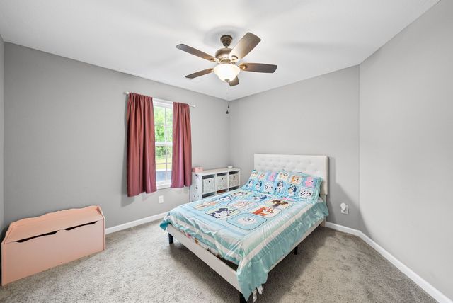 367 Barry Dr, Clarksville, TN 37040