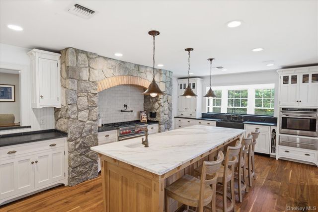 134 Sandy Hollow Road, Northport, NY 11768