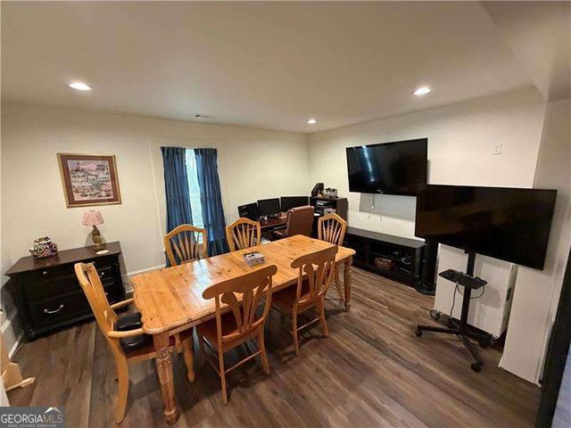 6530 Center Grove Street, Cumming, GA 30040