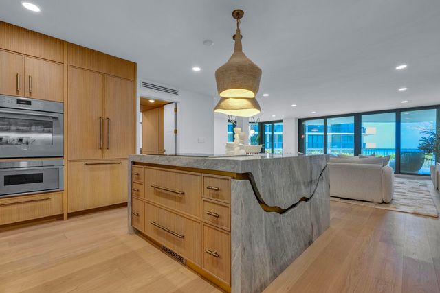 3170 S Ocean Boulevard N204, Palm Beach, FL 33480