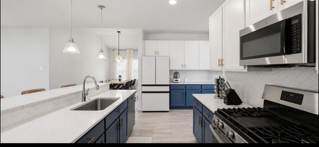 8002 Brooks Crossing Drive, Baytown, TX 77521