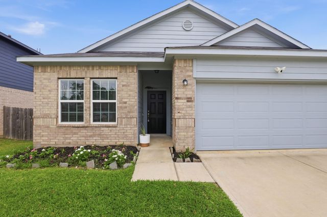 8002 Brooks Crossing Drive, Baytown, TX 77521