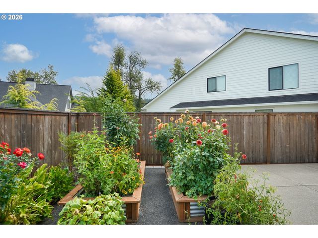 4109 ILLAHE RIVER Ct, Salem, OR 97302