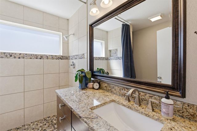 7211 Geneva DR, Austin, TX 78723