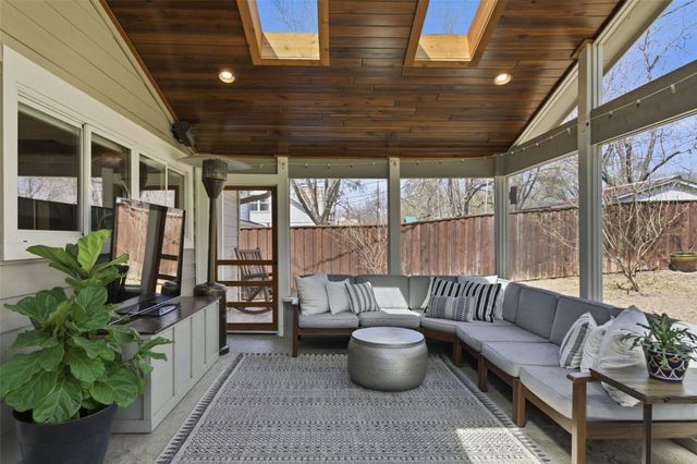 7211 Geneva DR, Austin, TX 78723