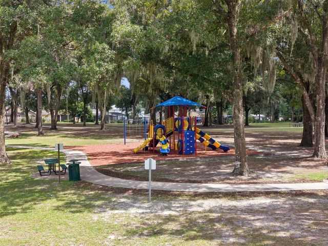 1272 BRAMLEY LANE, Deland, FL 32720