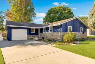 1729 Hickory STREET, South Milwaukee, WI 53172