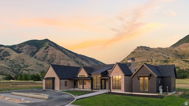 1502 N 1700 E, Mapleton, UT 84664