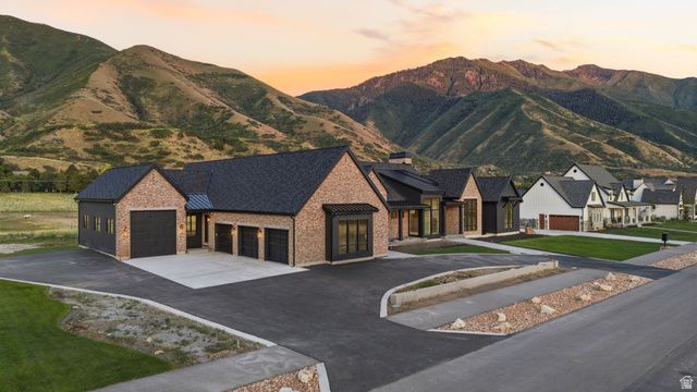 1502 N 1700 E, Mapleton, UT 84664