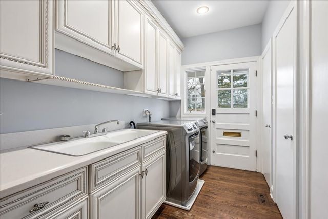 845 Glen Oak Drive, Winnetka, IL 60093