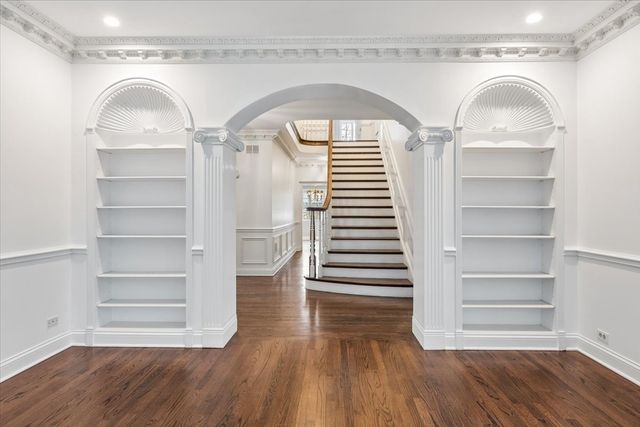 845 Glen Oak Drive, Winnetka, IL 60093