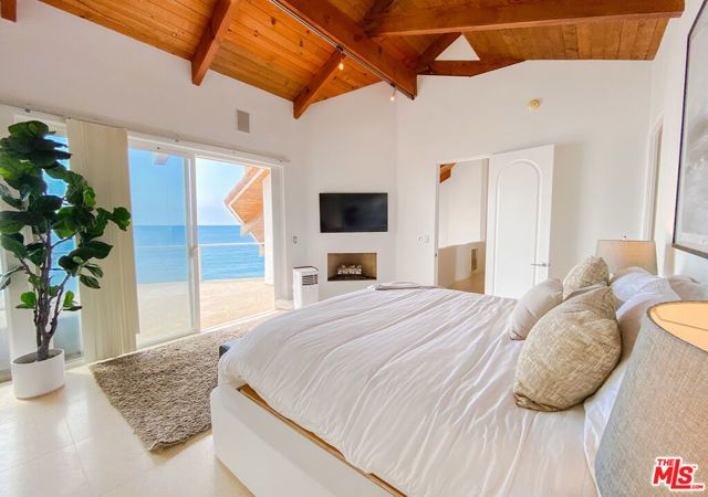 27112 Malibu Cove Colony Drive, Malibu, CA 90265