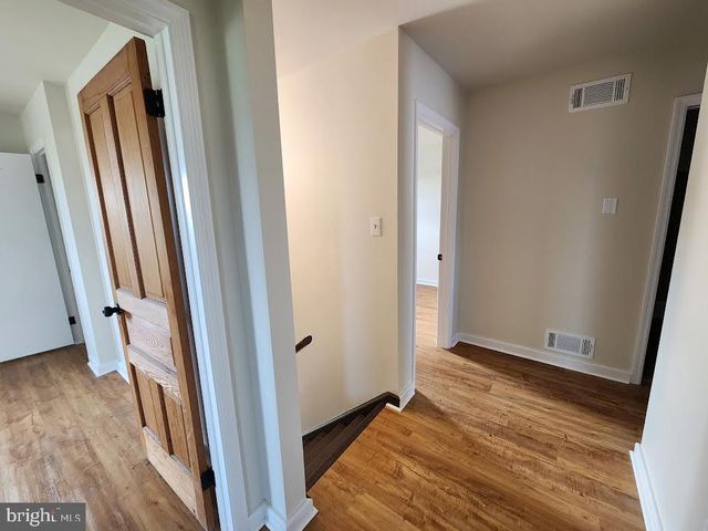827 DISSTON VIEW DR, Lititz, PA 17543
