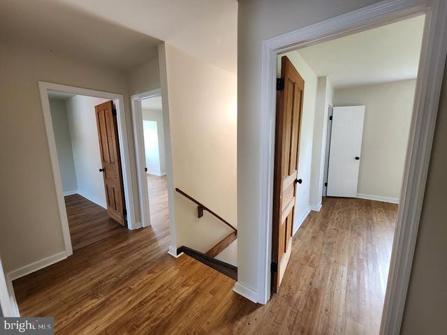 827 DISSTON VIEW DR, Lititz, PA 17543
