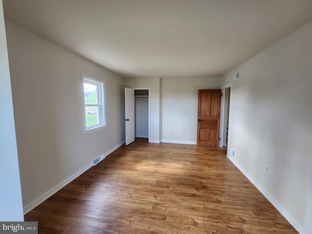 827 DISSTON VIEW DR, Lititz, PA 17543