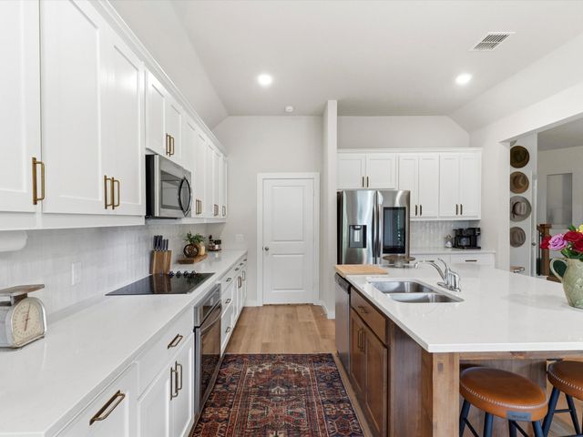 155 Rj Smith Drive, Boyd, TX 76023