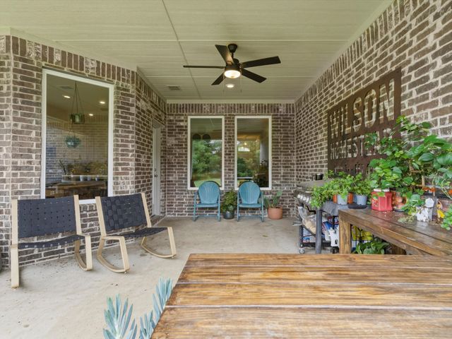 155 Rj Smith Drive, Boyd, TX 76023