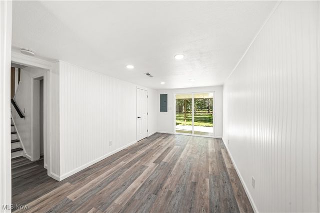 9130 Elm Circle, Windham, OH 44288