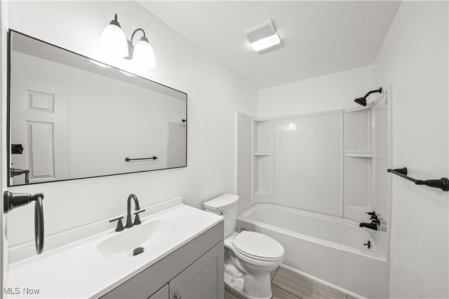 9130 Elm Circle, Windham, OH 44288