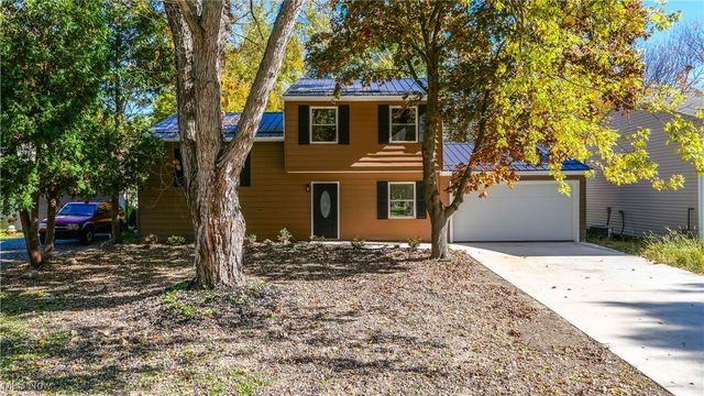 9130 Elm Circle, Windham, OH 44288