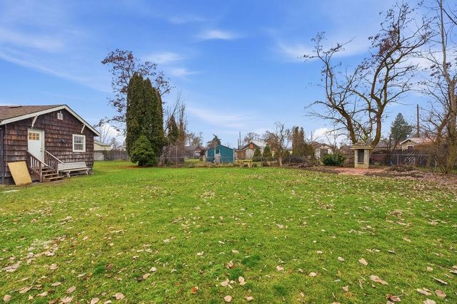 4317 N Evergreen Rd, Spokane, WA 99216